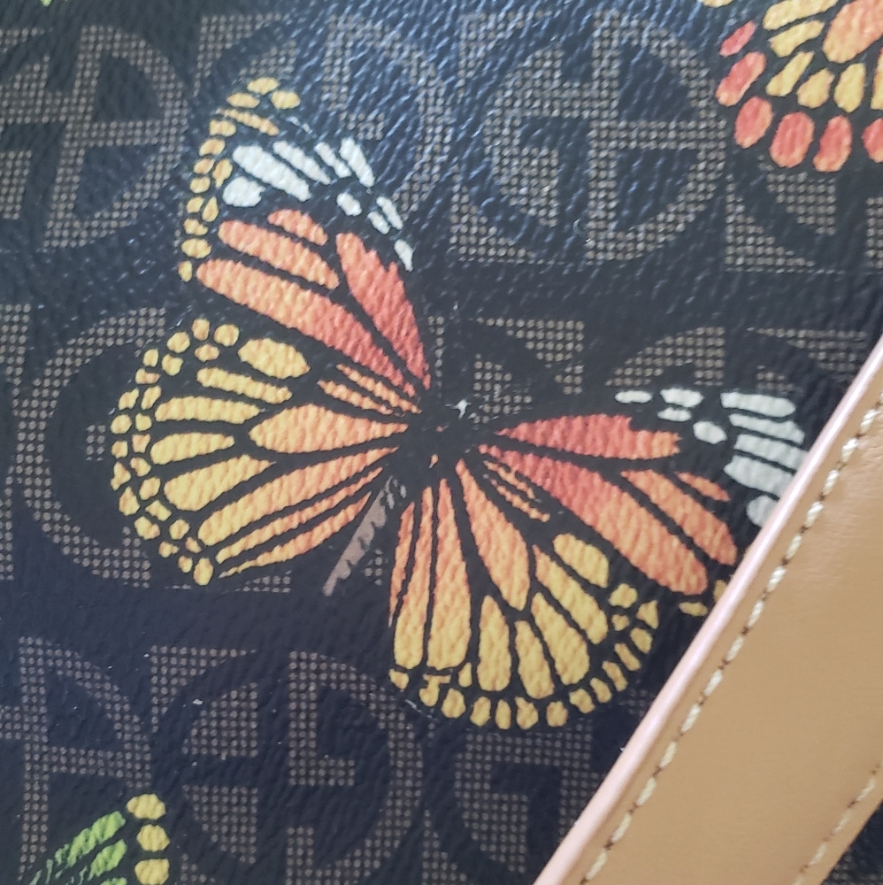 Gianna Butterfly 🦋 Purse 👜 - Picture 4 of 17